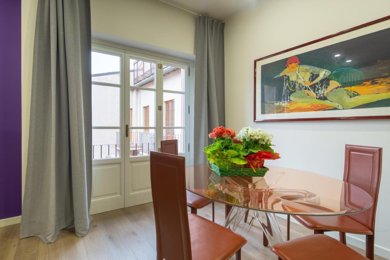 Stunning & Luxurious 1Br Apt 1 Min Walk By Duomo Florence Ngoại thất bức ảnh