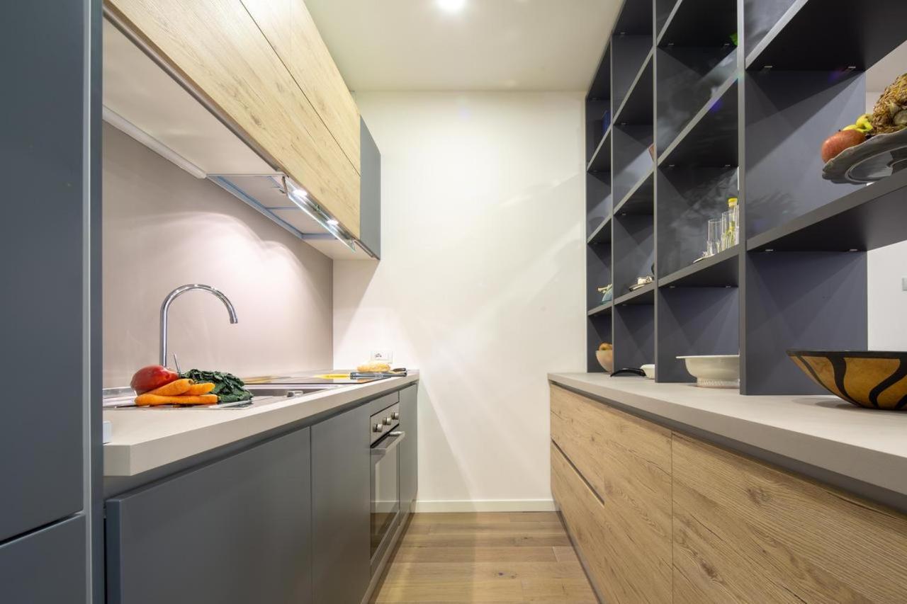 Stunning & Luxurious 1Br Apt 1 Min Walk By Duomo Florence Ngoại thất bức ảnh
