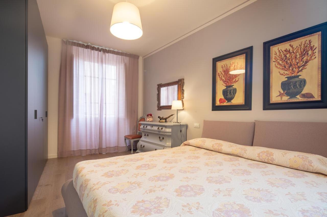 Stunning & Luxurious 1Br Apt 1 Min Walk By Duomo Florence Ngoại thất bức ảnh