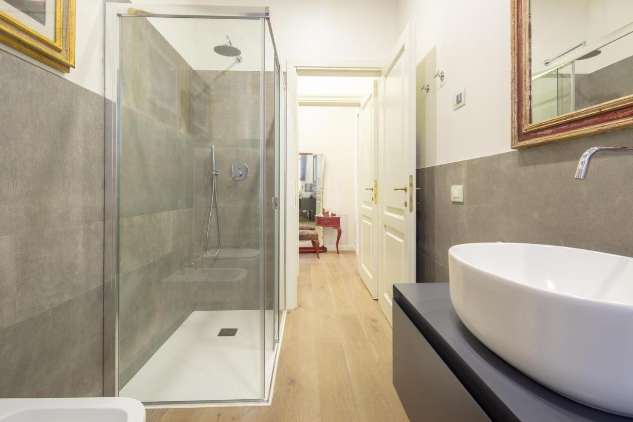 Stunning & Luxurious 1Br Apt 1 Min Walk By Duomo Florence Ngoại thất bức ảnh